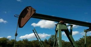 Oil Steady as tremendous Gulf of Mexico storm closes down creation of oil