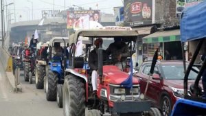 Farmers Republic Day parade: A chain of tractors bound for Delhi from all directions