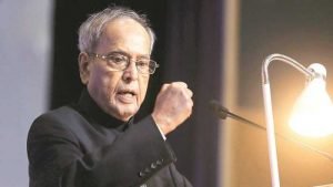Pranab Mukherjee Autobiography Reveals the Reason for Congress (1)