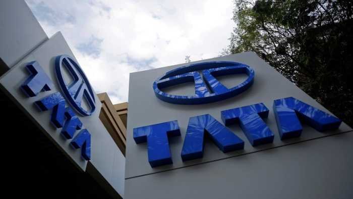 Tata Motors' passenger vehicles business unit valued at Rs 9,417 crore