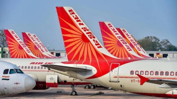 DELHI HC QUASHES TERMINATION, ORDERS REINSTATEMENT WITH PENDING SALARIES OF 61 AIR INDIA PILOTS (2)