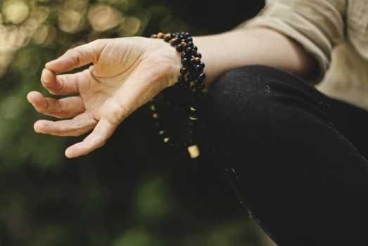 7 Advantages of Meditation, And How it Can Impact on Your Brain