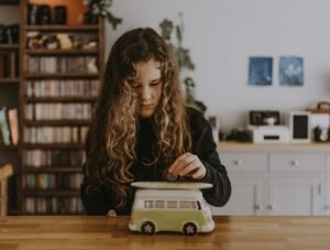 Self-Employed People Can Grab the Complete Knowledgeable Tips for Saving Money