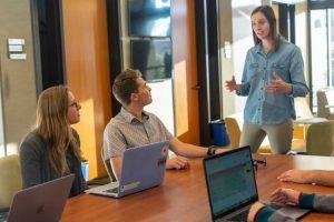 Check out the different Employees Scheduling Tips You Must Know!!