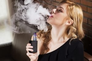 Vaping Effect on Skin: The Truth About Acne and E-Cigarettes